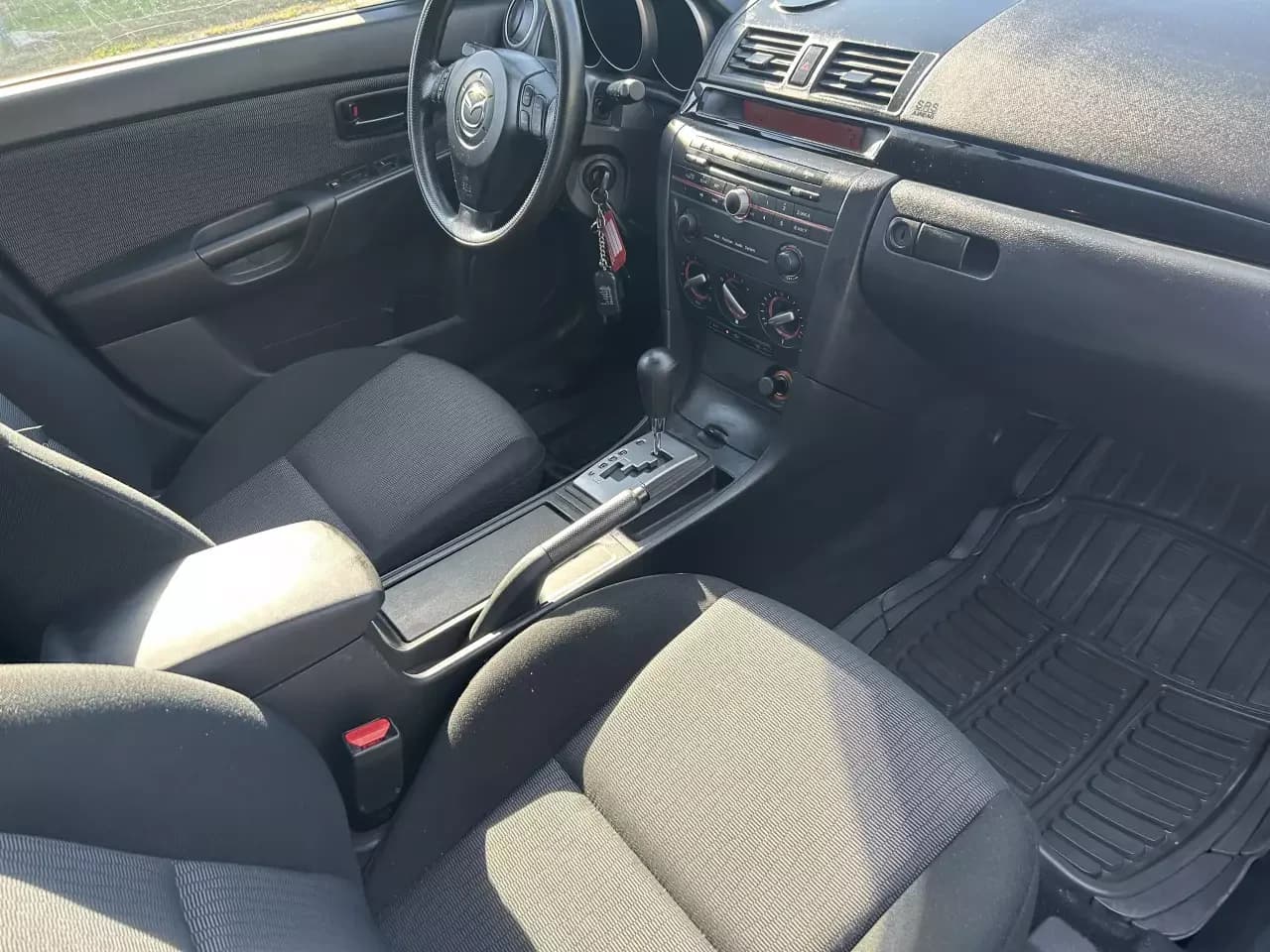 Mazda MAZDA3 2008 - Image 2