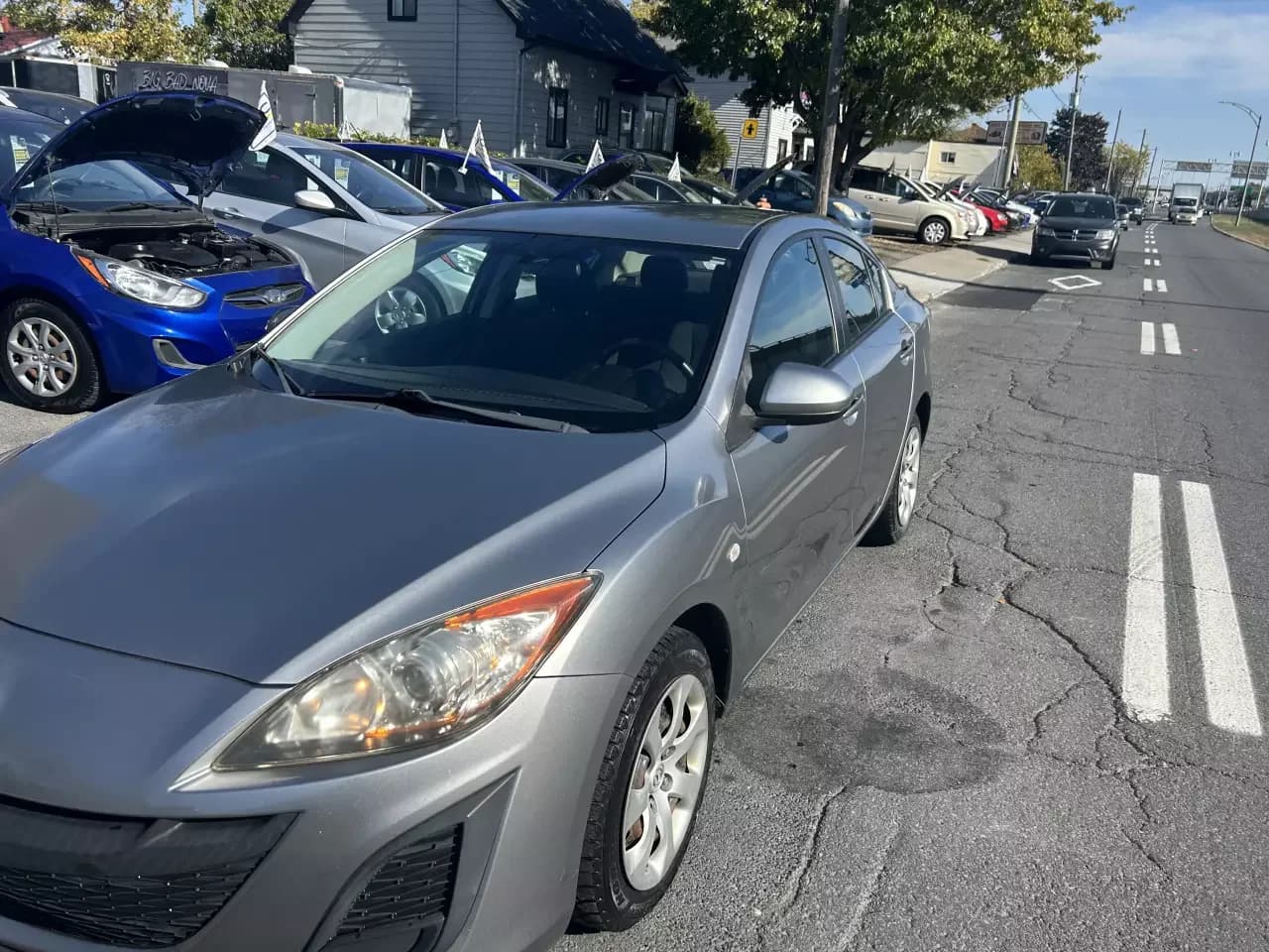 Mazda MAZDA3 2010 - Image 2